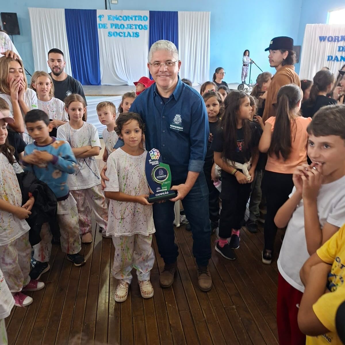 Capa da Noticia: Rio Bonito do Iguaçu encantou no Primeiro Encontro dos Projetos Sociais em Marquinho!